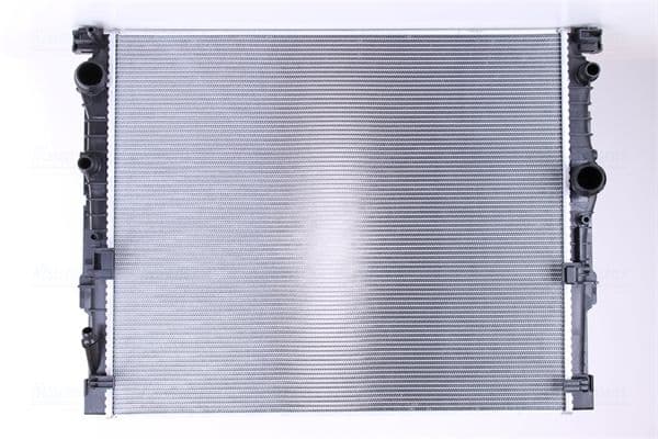 Radiator, racire motor NISSENS 606236