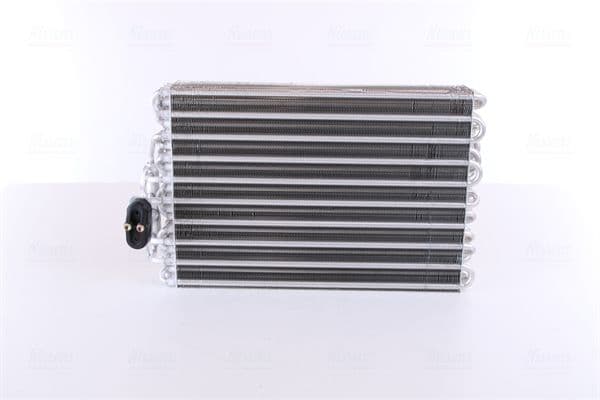 Evaporator, aer conditionat NISSENS 92063