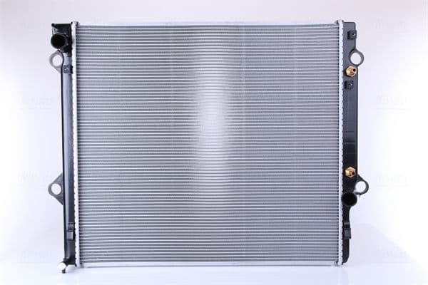Radiator, racire motor NISSENS 646804