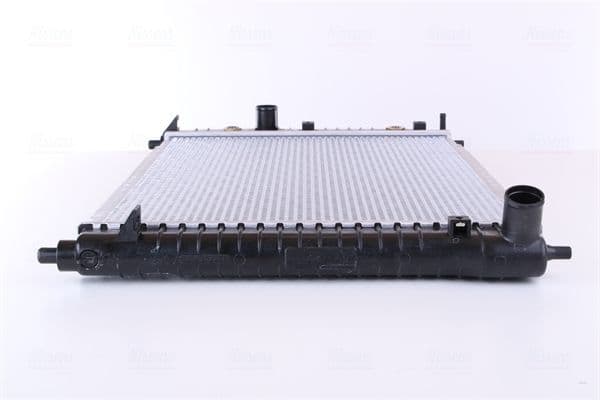 Radiator, racire motor NISSENS 61637