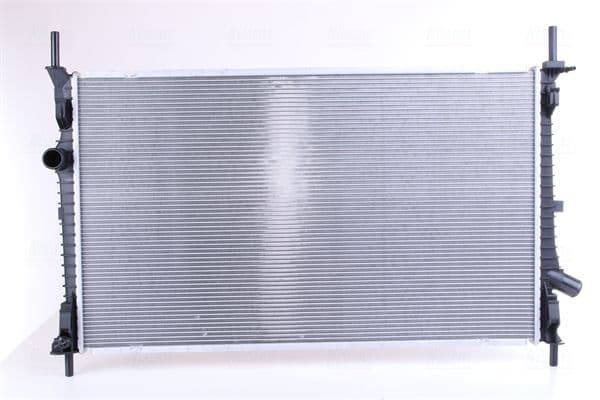 Radiator, racire motor NISSENS 606537