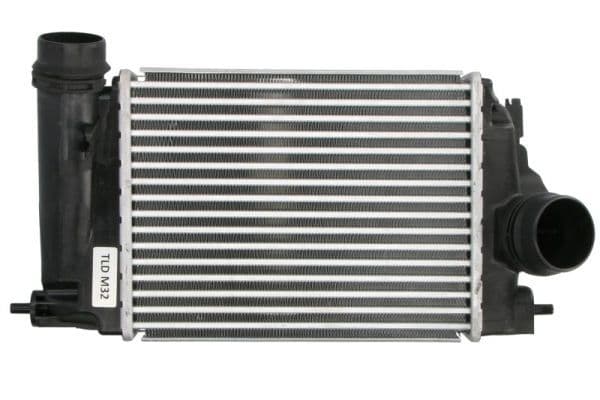 Intercooler, compresor THERMOTEC DAR028TT