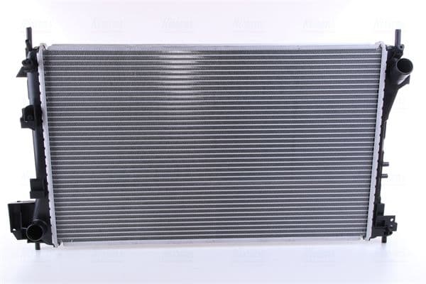Radiator, racire motor NISSENS 63022A