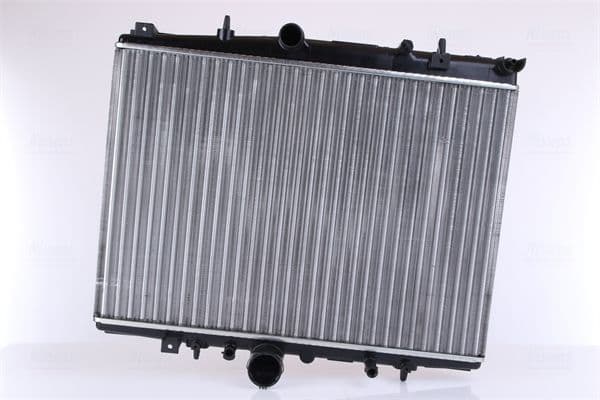 Radiator, racire motor NISSENS 63703