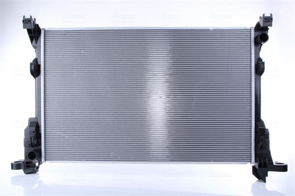 Radiator, racire motor NISSENS 686807