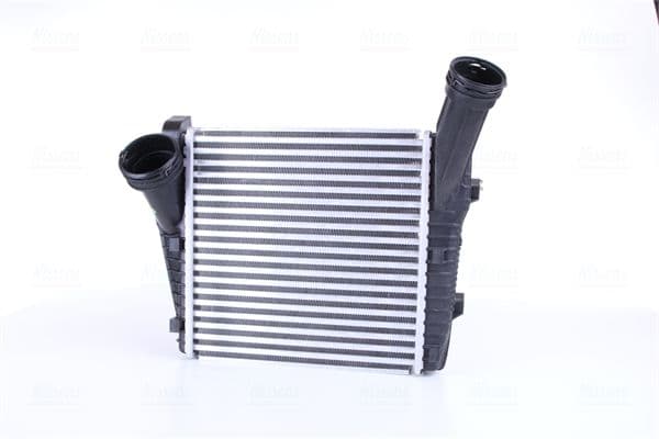 Intercooler, compresor NISSENS 96611