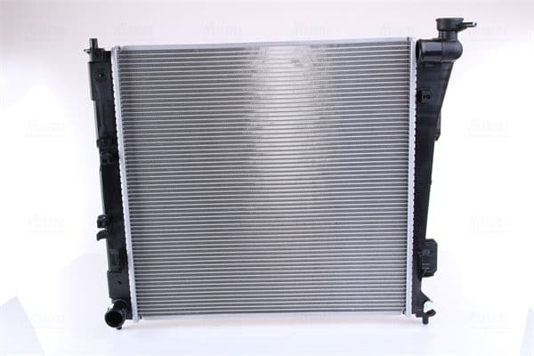 Radiator, racire motor NISSENS 67606