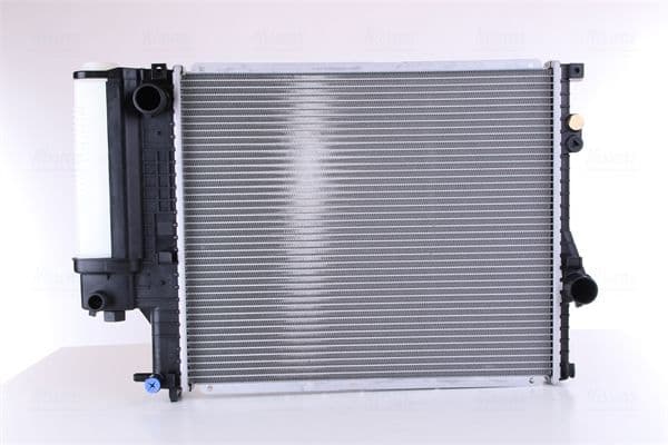 Radiator, racire motor NISSENS 60607A