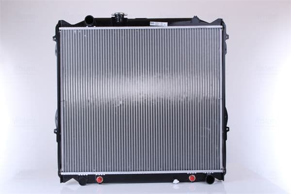 Radiator, racire motor NISSENS ** FIRST FIT ** 64637A