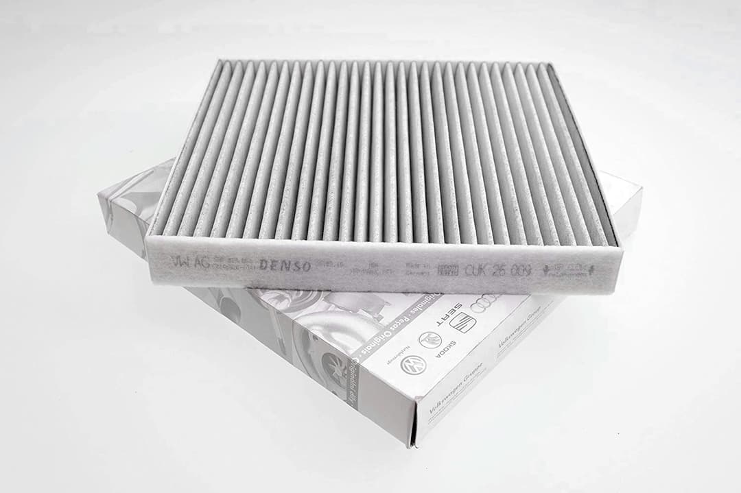 Filtru, aer habitaclu OE VOLKSWAGEN 5Q0 819 669