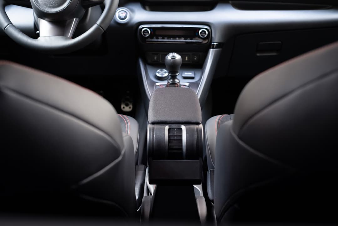 Cotiera Armster 3 Din Material Textil Ford Connect (2018-Prezent)