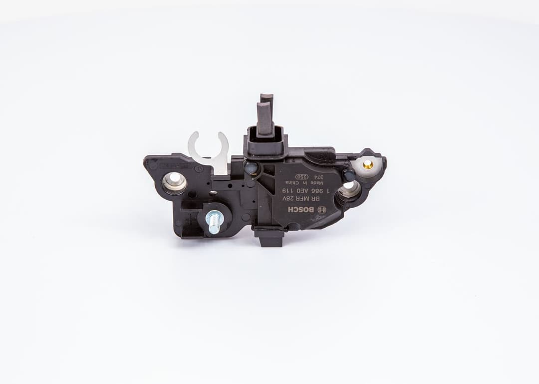 Regulator, alternator BOSCH 1 986 AE0 119