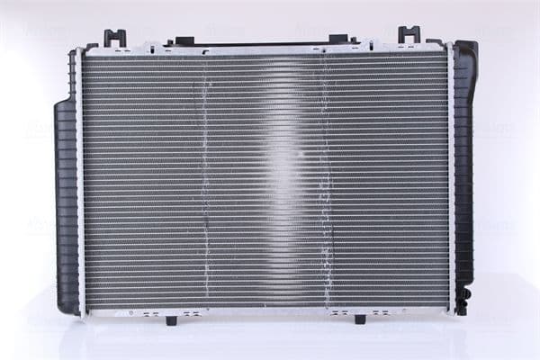 Radiator, racire motor NISSENS 62714A
