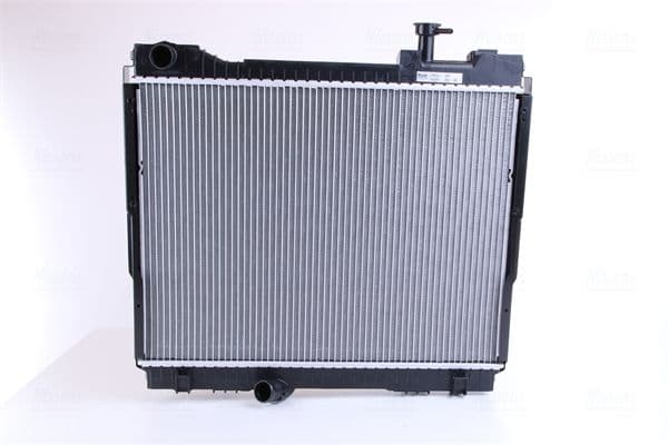 Radiator, racire motor NISSENS 68742