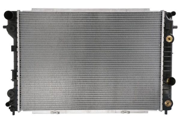 Radiator, racire motor THERMOTEC D7X033TT