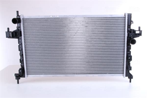 Radiator, racire motor NISSENS 63094