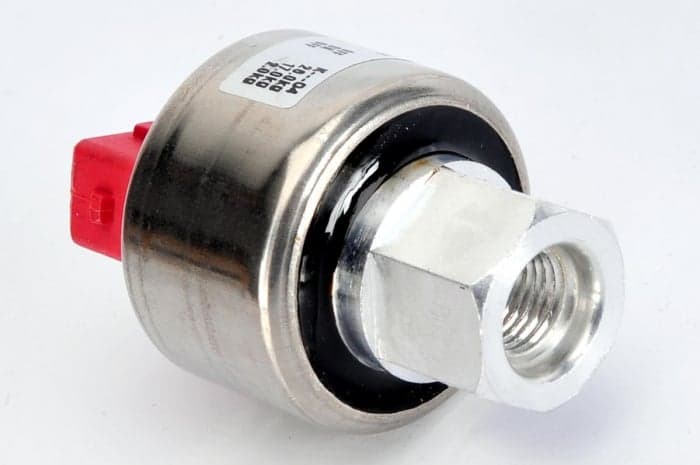 Comutator presiune aer conditionat CITROEN BERLINGO, C4, C4 I, EVASION, JUMPY, SAXO, XANTIA, XM, XSARA, XSARA PICASSO, ZX; FIAT SCUDO, ULYSSE; LANCIA ZETA; PEUGEOT 106 I 1.0