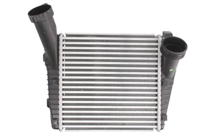 Intercooler (parte stanga) potrivit AUDI Q7; PORSCHE CAYENNE; VW TOUAREG 2.5D-5.0D 09.02-
