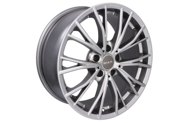 Janta aluminiu 8x18, 5x120, CH 72,6, ET: 30; potrivit BMW 1 (E81), 1 (E82), 1 (E87), 1 (E88), 1 (F20), 1 (F21), 2 (F22, F87) 09.77- MAK Mark M-titan