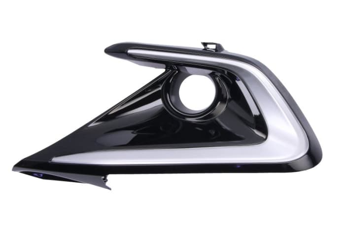 Ornament bara Fata Stanga cu orificii proiector ceata, gri negru lucios potrivit TOYOTA COROLLA 10.18- Hatchback 06.22-