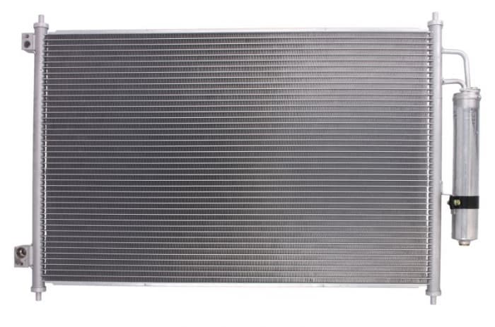 Radiator AC condensator cu uscator potrivit NISSAN X-TRAIL II 2.0 2.0D 2.5 03.07-11.13