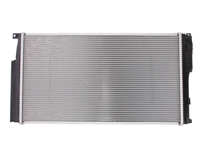 Radiator apa racire motor (transmisie manuala) BMW Seria 1 (F20), 1 (F21), 2 (F22, F87), 2 (F23), 3 (F30, F80), 3 (F31), 3 GRAN TURISMO (F34), 4 (F32, F82), 4 (F33, F83), 4 GRAN COUPE (F36) 0.65H dupa