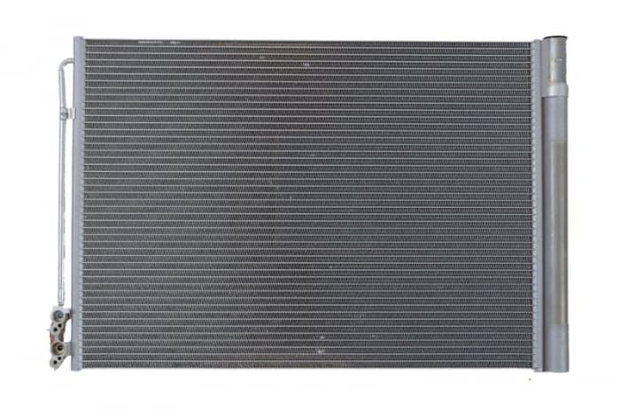 Radiator clima AC cu uscator BMW Seria 5 (F10), 5 (F11), 5 GRAN TURISMO (F07), 6 (F12), 6 (F13), 6 GRAN COUPE (F06), 7 (F01, F02, F03, F04) 2.0D-3.0H intre 2008-2018