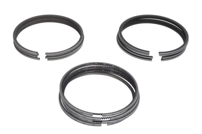 Segment piston potrivit HYUNDAI ACCENT IV, ACCENT V, CRETA, ELANTRA IV, ELANTRA V, ELANTRA VI, I20 I, I30, IX20, KONA; KIA CARENS III, CEE D, CERATO I 1.6D 06.05- (setat pe motor)
