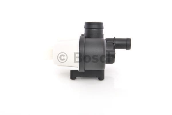 Senzor presiune combustibil BMW Seria 1 (E82), 1 (E88), 3 (E46), 3 (E90), 3 (E92), 3 (E93), 5 (E39), 5 (E60), 5 (E61), 5 (F10), 5 GRAN TURISMO (F07), 6 (E63), 6 (E64), 6 (F12), 7 (E65, E66, E67) 0.9-6