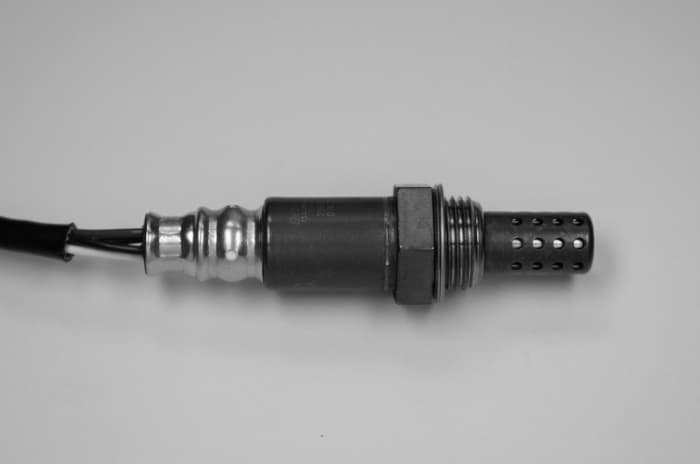Sonda lambda (numar de fire 4, 750mm) (universal) AUDI A3, A4; CITROEN BERLINGO, C2, C3 I, C3 PLURIEL, C5 I, SAXO, XSARA, XSARA PICASSO; DACIA DUSTER, LOGAN, LOGAN EXPRESS, LOGAN MCV 1.0-4.2