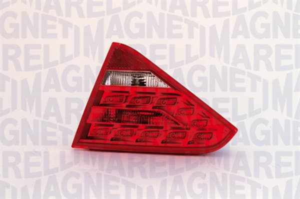 Stop tripla lampa spate dreapta (interior, LED, Semnalizator alb, culoare sticla: rosu) AUDI A5 3 5D 2006-2011