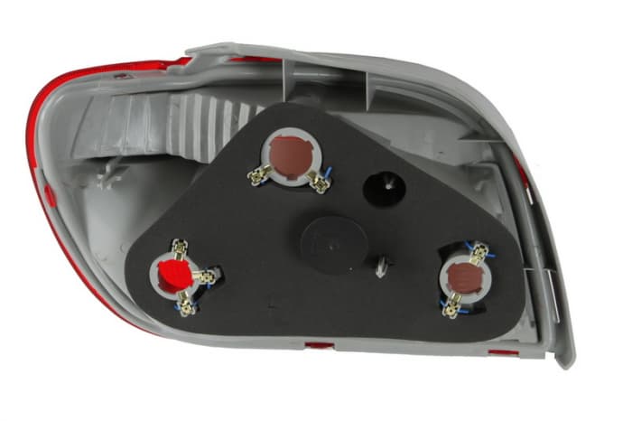 Stop tripla lampa spate dreapta (Semnalizator alb, culoare sticla: rosu) TOYOTA YARIS HATCHBACK 1999-2005